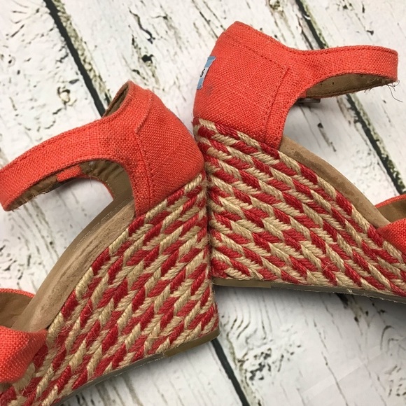 Toms Espadrille Wedge Strappy Heels Coral Sz 6 - Picture 3 of 7